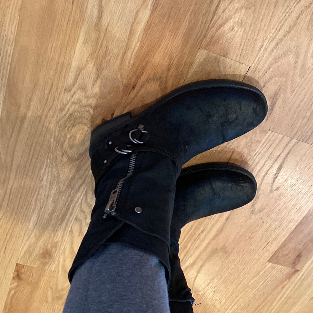Black Boots Carlos Santana size 9.5